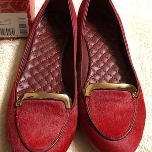 Beautiful Tory Burch Rare Color Good Condition